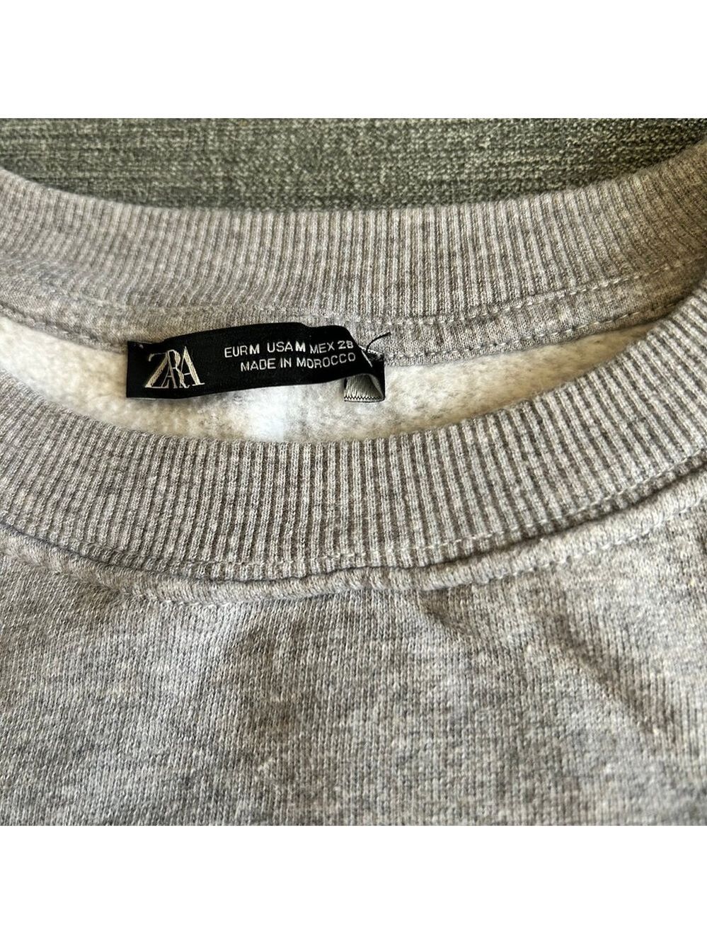 Zara Gray Sweatshirt Medium - Picture 2 of 5